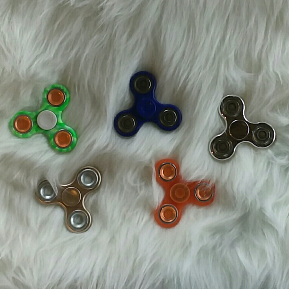 5 Fidget Spinners